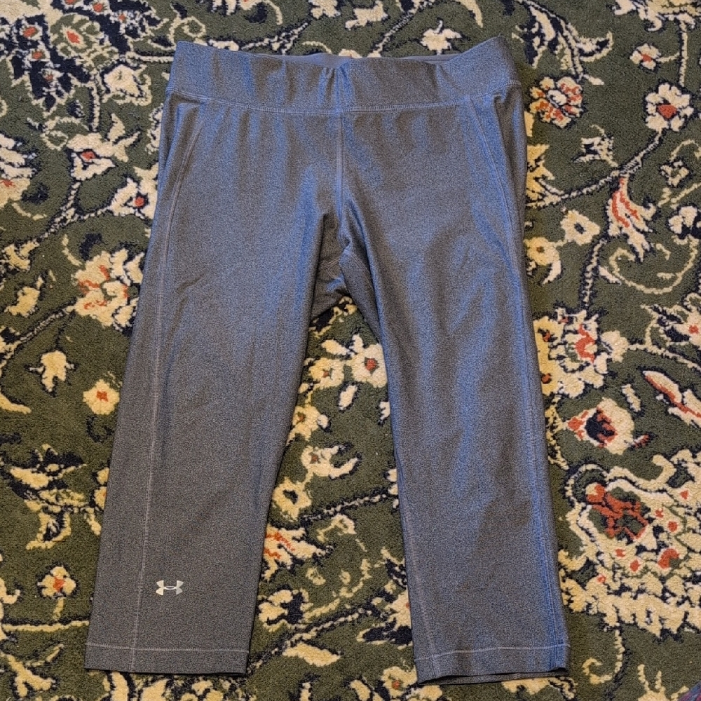 Under Armour Women's Compression Capri Leggings